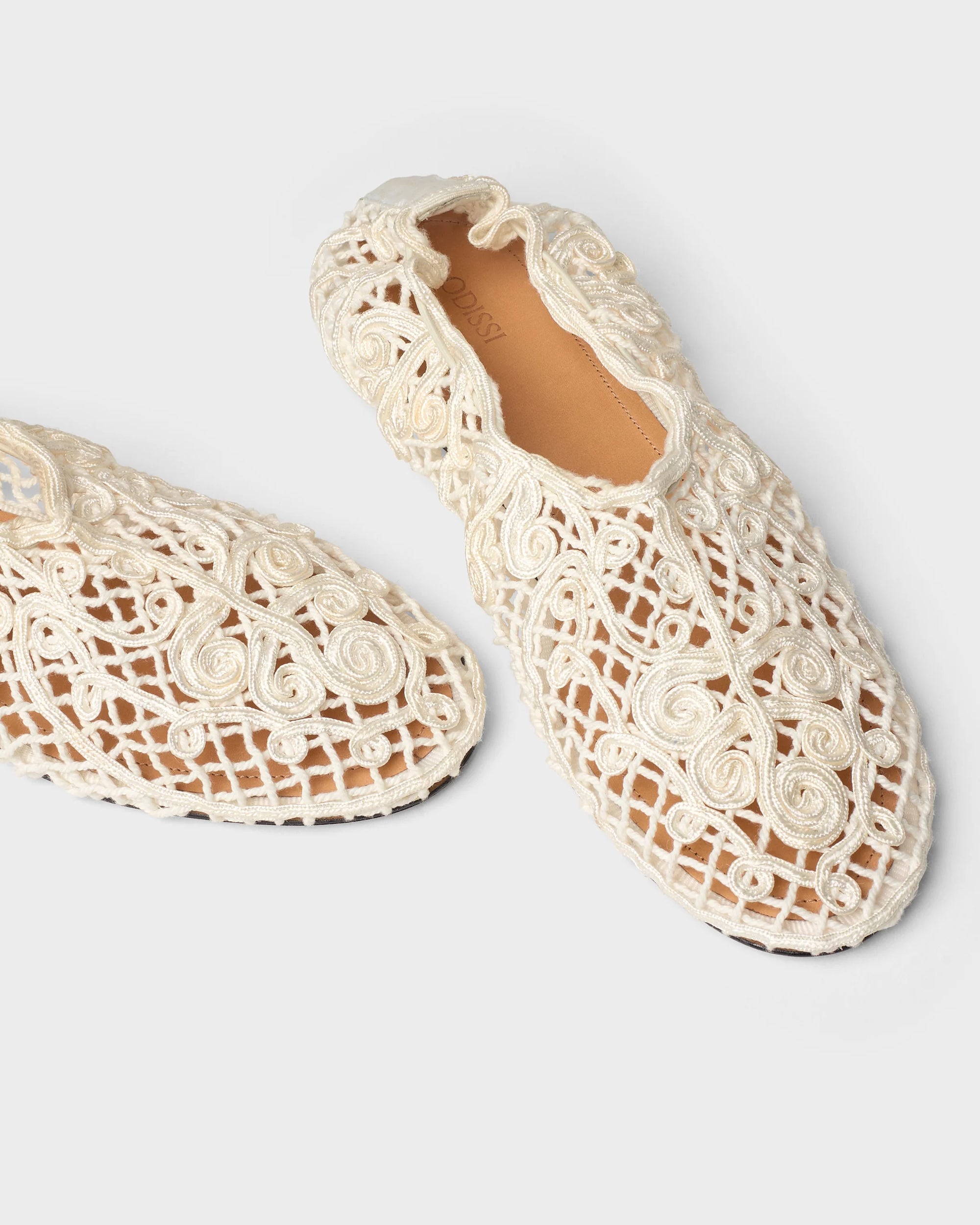 WOVEN FLAT IN PEARL
